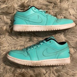 Jordan 1 Low “Tiffany”